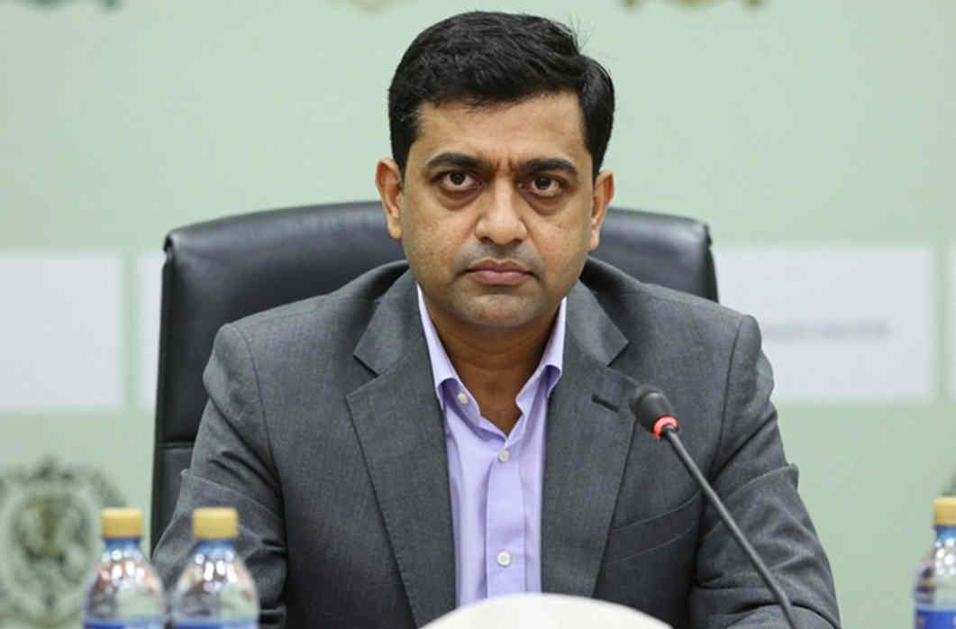 ট্রান্সফার উইন্ডোর লেজার: যে কাগজে স্টেডিয়ামের নীরবতা কখনও লেখা হয় না