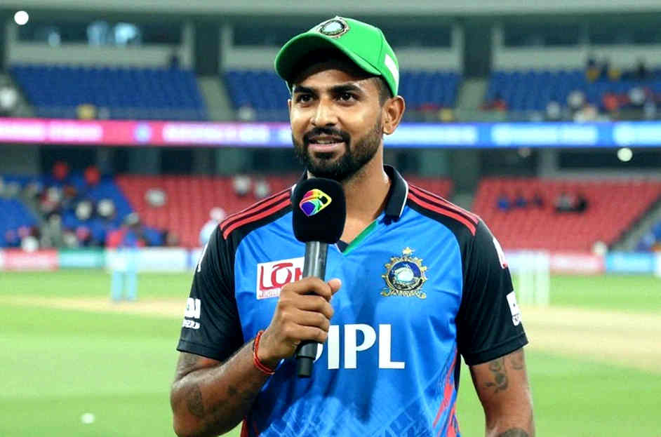 ৪২৯ রান করেও হার: রাওয়ালপিন্ডির ফ্ল্যাট ডেকে ইংল্যান্ডের বোলিং-ব্যর্থতার নকশা