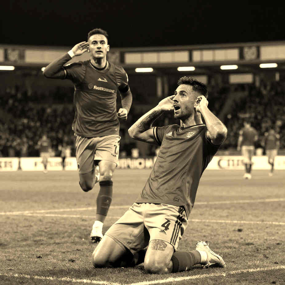 The 23rd-Minute Elbow and the 30th-Minute Goal: The Match That Ended Up Being About the Referee The 23rd-Minute Elbow and the 30th-Minute Goal: The Match That Ended Up Being About the Referee