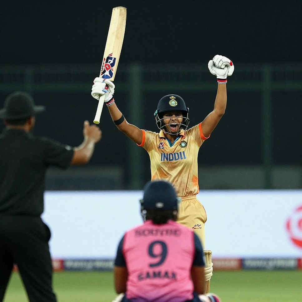 আবুধাবির তৃতীয় টেস্ট: দুই ম্যাচের নমুনা যেভাবে বাংলাদেশ-আফগানিস্তান লড়াই নিয়ে ভুল ছবি আঁকে