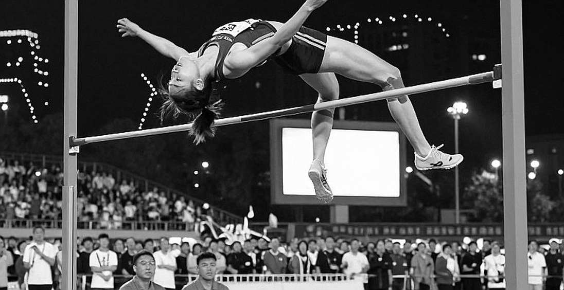 Silent Lanes, Invisible Clocks: Will Blockchain Bring Back Athletics' Missing Half? Silent Lanes, Invisible Clocks: Will Blockchain Bring Back Athletics' Missing Half?