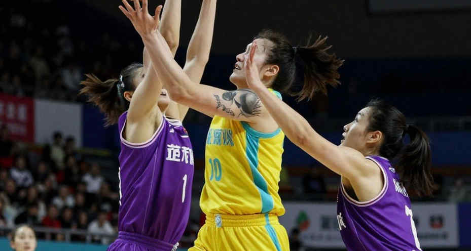 Verdonk in Jakarta: One Player, Four Roles, and a 35-Year Wait