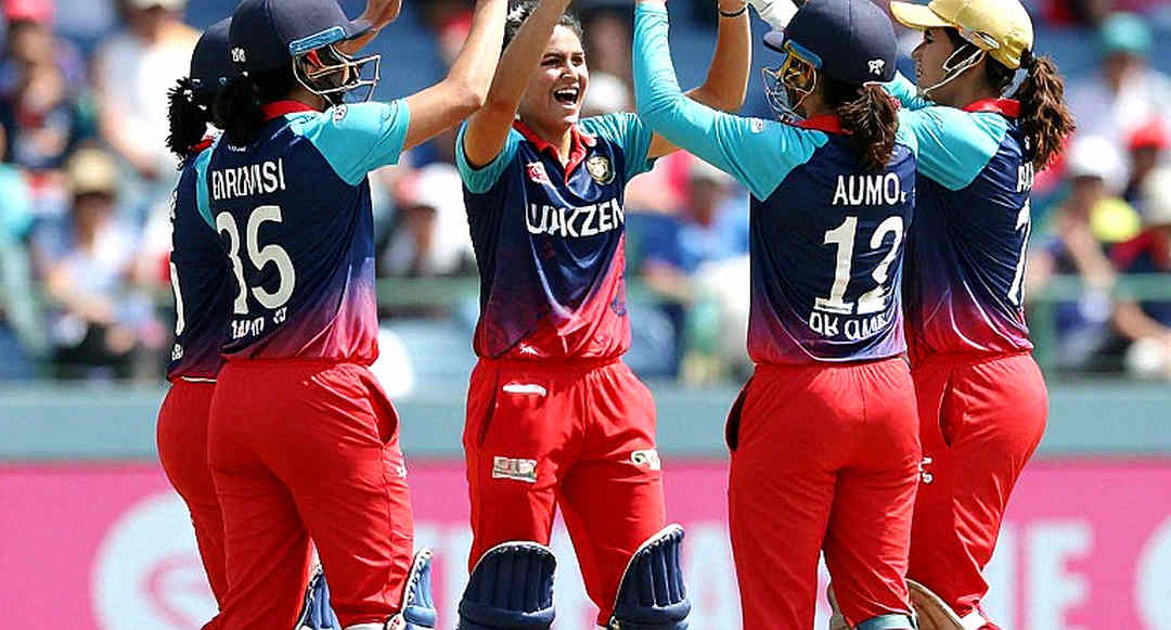 Bhuvneshwar Kumar's T20I Recall: Does Powerplay Data Still Tell the Truth After 1,425 Days? Bhuvneshwar Kumar's T20I Recall: Does Powerplay Data Still Tell the Truth After 1,425 Days?