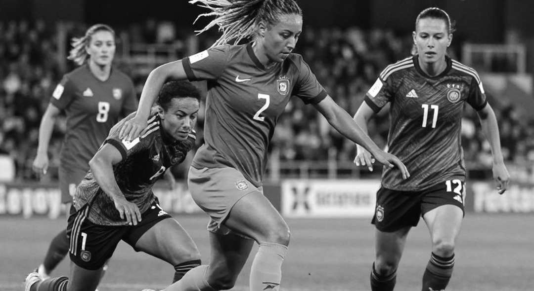 Nine Dimensions, Zero Facts: Football's Data Trust and the Blockchain Ledger Nine Dimensions, Zero Facts: Football's Data Trust and the Blockchain Ledger