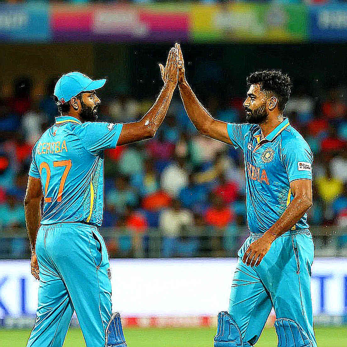 রাওয়ালপিন্ডির ফাঁকা গ্যালারি, আর পাকিস্তানের দুই-ট্র্যাক সাদা-বল স্থাপত্য